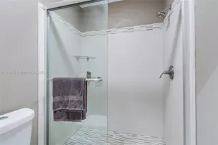 2880 S Carambola Cir S, Coconut Creek, FL 33066 - Photo 17