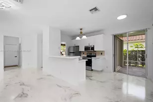 4593 NW 7th Pl, Deerfield Beach, FL 33442 - Photo 11