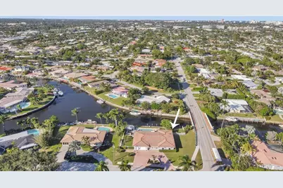 1109 SE 12th St, Deerfield Beach, FL 33441 - Photo 11