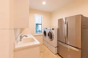 2546 Sanctuary Dr, Weston, FL 33327 - Photo 55