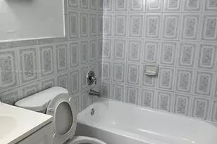 431 E 28th St, Hialeah, FL 33013 - Photo 3