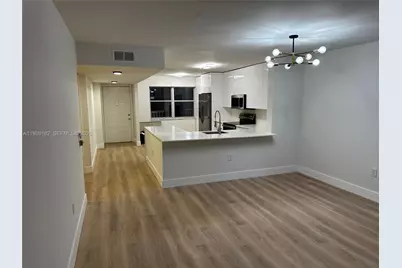 2560 NW 103rd Ave #402, Sunrise, FL 33322 - Photo 3