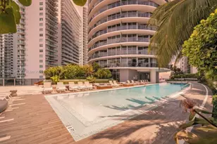488 NE 18th St, Miami, FL 33132 - Photo 3