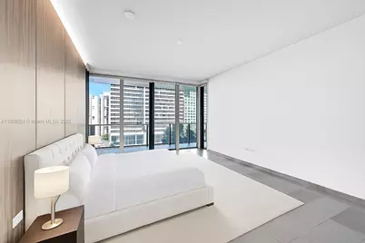 88 SW 7th St #806, Miami, FL 33130 - Photo 33