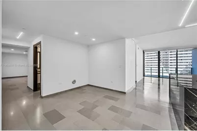 88 SW 7th St #806, Miami, FL 33130 - Photo 25