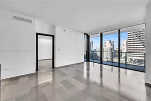 88 SW 7th St, Miami, FL 33130 - Photo 13