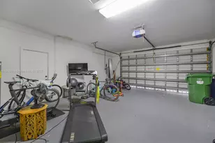 1868 Harbor View Cir, Weston, FL 33327 - Photo 37