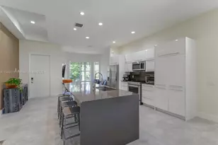 1868 Harbor View Cir, Weston, FL 33327 - Photo 13
