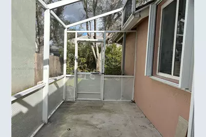 1975 NW 100th Way #0, Pembroke Pines, FL 33024 - Photo 33