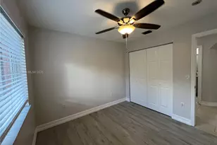 1975 NW 100th Way, Pembroke Pines, FL 33024 - Photo 17