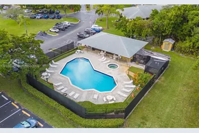 523 Trace Cir #105, Deerfield Beach, FL 33441 - Photo 19