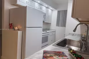 523 Trace Cir, Deerfield Beach, FL 33441 - Photo 1