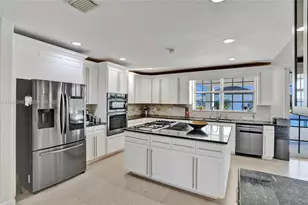 18300 SW 158th St, Miami, FL 33187 - Photo 51