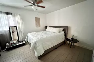 1100 SE 4th Ave, Deerfield Beach, FL 33441 - Photo 9