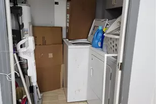 9805 NW 52nd St, Doral, FL 33178 - Photo 3