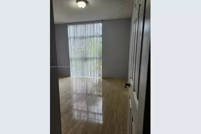 9805 NW 52nd St #312, Doral, FL 33178 - Photo 15