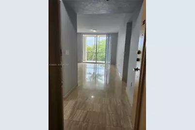 9805 NW 52nd St #312, Doral, FL 33178 - Photo 5