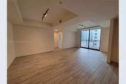 999 SW 1st Ave #2016, Miami, FL 33130 - Photo 17