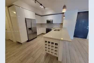 999 SW 1st Ave #2016, Miami, FL 33130 - Photo 9