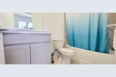 544 NE 5th St, Florida City, FL 33034 - Photo 17