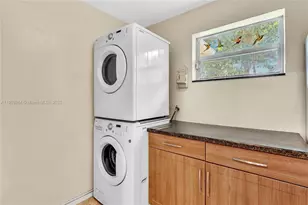 2114 N 44th Ave, Hollywood, FL 33021 - Photo 17