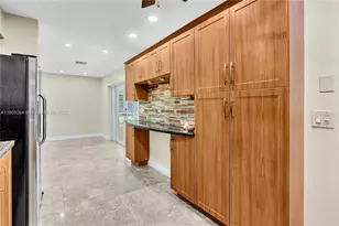 2114 N 44th Ave, Hollywood, FL 33021 - Photo 15