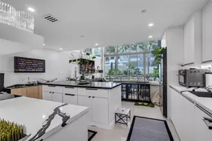 6000 Collins Ave, Miami Beach, FL 33140 - Photo 5