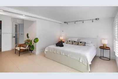 7701 NE 8th Ave, Miami, FL 33138 - Photo 25