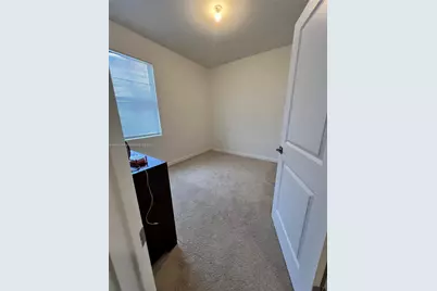 1695 SE 6th St, Homestead, FL 33033 - Photo 19