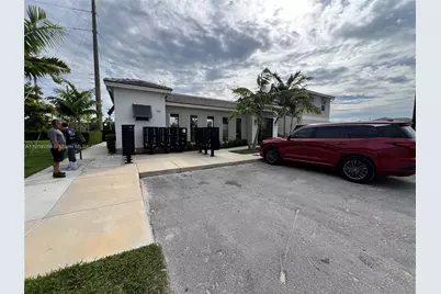 1695 SE 6th St, Homestead, FL 33033 - Photo 25