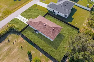 616 S Parker Ave, Lehigh Acres, FL 33974 - Photo 43