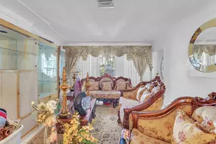 560 NE 77th St, Miami, FL 33138 - Photo 5