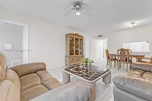 330 SE 2nd St, Hallandale Beach, FL 33009 - Photo 19