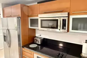 253 NE 2nd St, Miami, FL 33132 - Photo 25