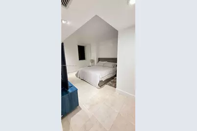 253 NE 2nd St #1901, Miami, FL 33132 - Photo 7