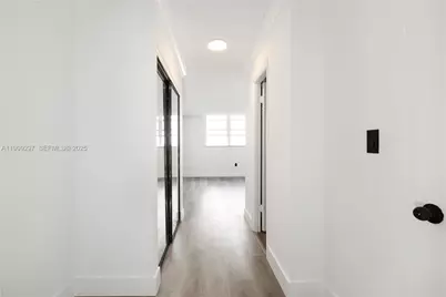 1075 NE Miami Gardens Dr #707, Miami, FL 33179 - Photo 17