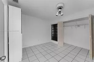 10215 SW 89th St, Miami, FL 33176 - Photo 15