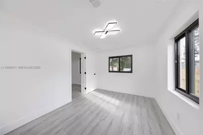 271 NW 143rd St, Miami, FL 33168 - Photo 25