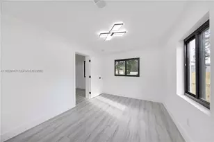 271 NW 143rd St, Miami, FL 33168 - Photo 25