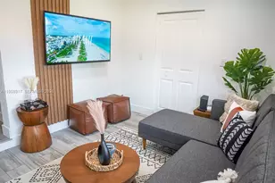 271 NW 143rd St, Miami, FL 33168 - Photo 13