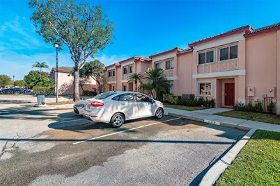 597 NW 208th Dr #1, Pembroke Pines, FL 33029 - Photo 3