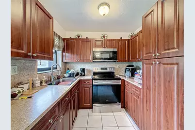 748 NW 2nd St, Florida City, FL 33034 - Photo 11