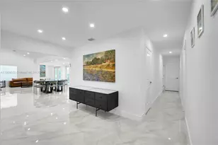 18280 NE 8th Ave, North Miami Beach, FL 33162 - Photo 7