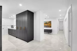 18280 NE 8th Ave, North Miami Beach, FL 33162 - Photo 5