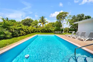 18280 NE 8th Ave, North Miami Beach, FL 33162 - Photo 31