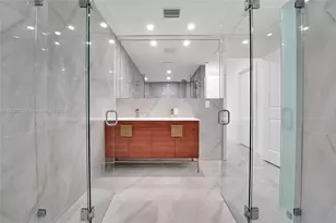 18280 NE 8th Ave, North Miami Beach, FL 33162 - Photo 23