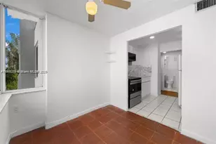 250 180th Dr, Sunny Isles Beach, FL 33160 - Photo 11