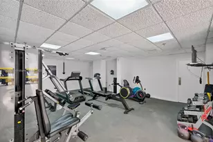 6061 Collins Ave, Miami Beach, FL 33140 - Photo 27