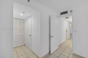 6061 Collins Ave, Miami Beach, FL 33140 - Photo 31