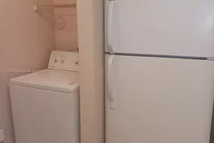 102 Belmont Ln, North Lauderdale, FL 33068 - Photo 13